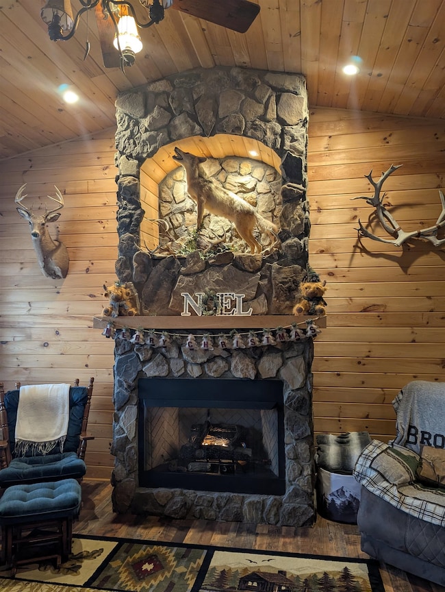 240 Walnut Ln, Grayson, KY 41143 - photo 3