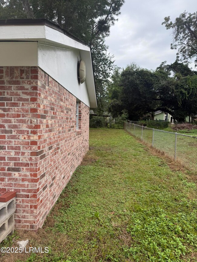 4027 Shell Point Rd, Beaufort, SC 29906 - photo 7