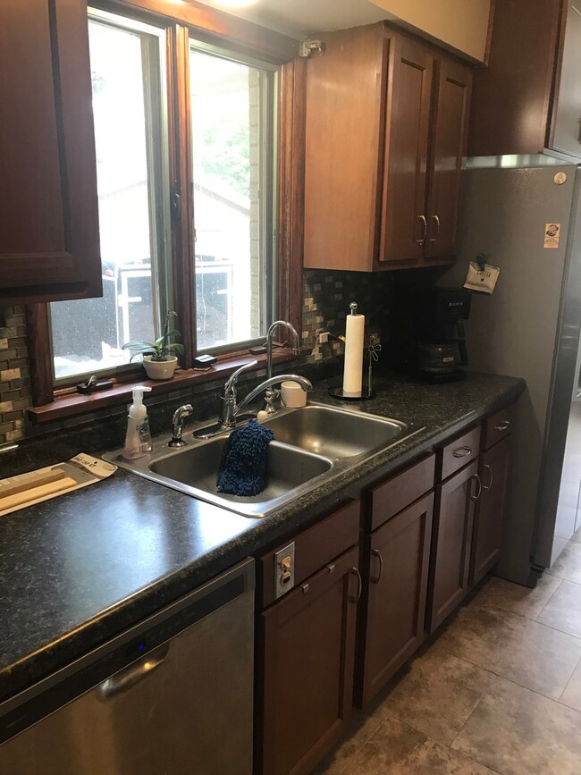 1040 Hemlock Ln, Naperville, IL 60540 - photo 3