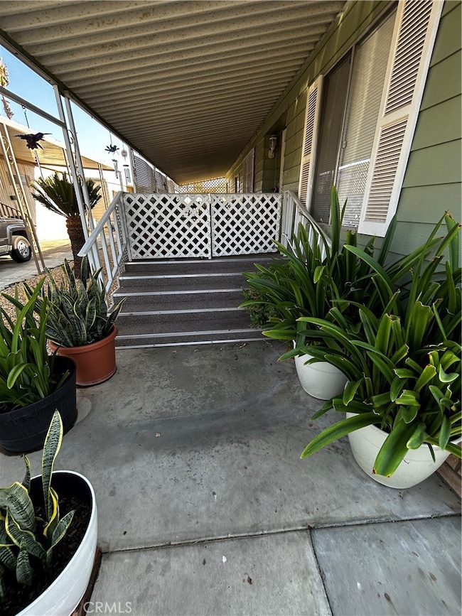 2205 W Acacia Ave unit 38, Hemet, CA 92545 - photo 2