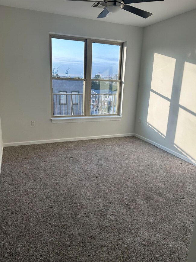 186-194 Broadway unit 502, Bayonne, NJ 07002 - photo 5