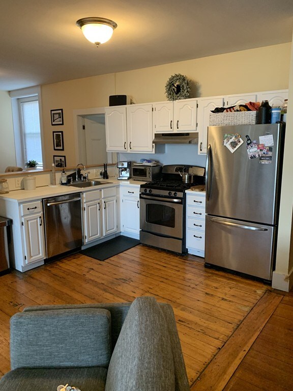 2 Pearl St unit 10, Boston, MA 02110 - photo 2