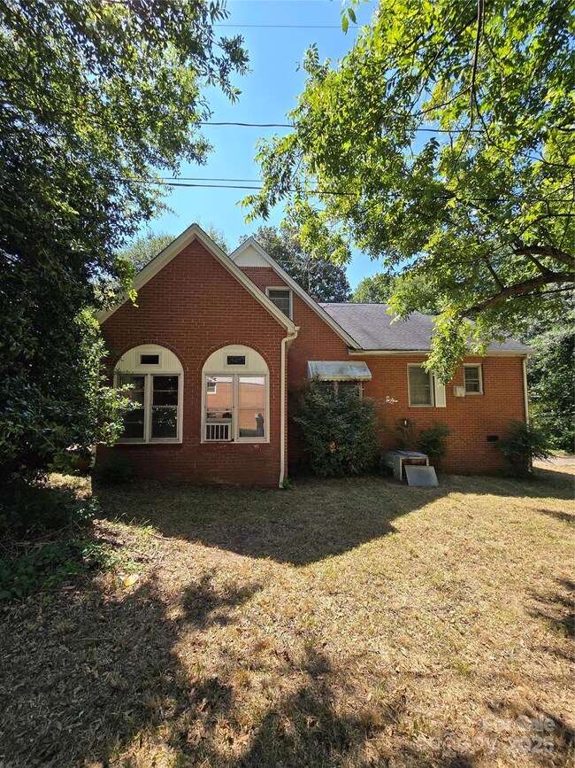 717 Kings Mountain St, Clover, SC 29710 - photo 3