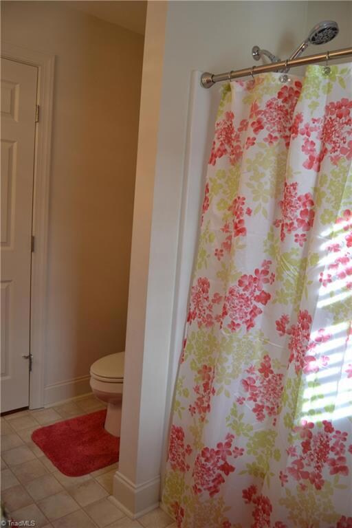 997 E Chamberlin Dr, Asheboro, NC 27205 - photo 7