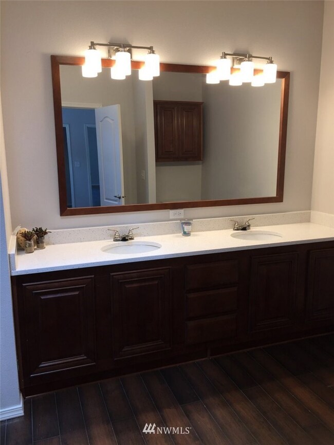 unlisted-address, Federal Way, WA 98003 - photo 7