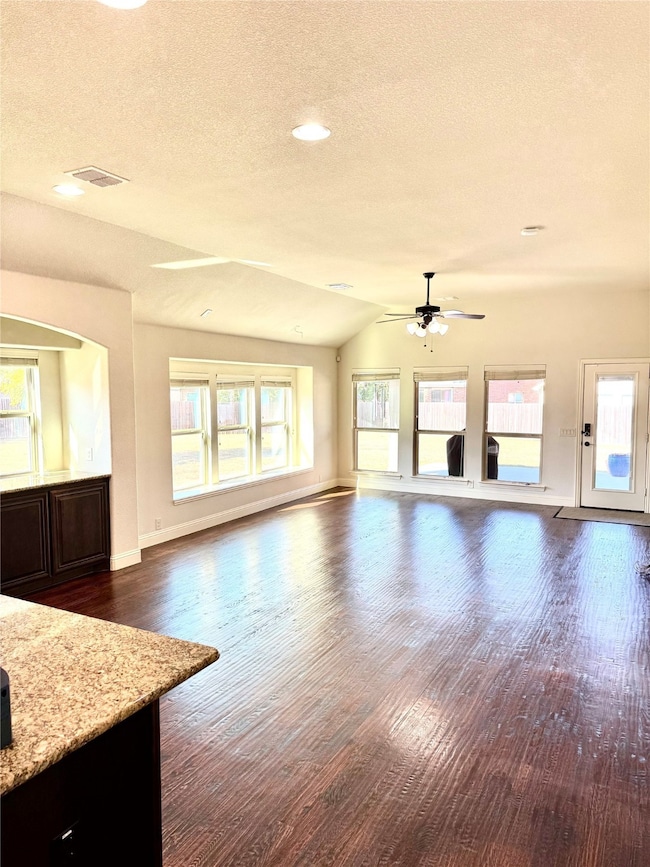 8801 Cassidy Ln, Aubrey, TX 76227 - photo 5