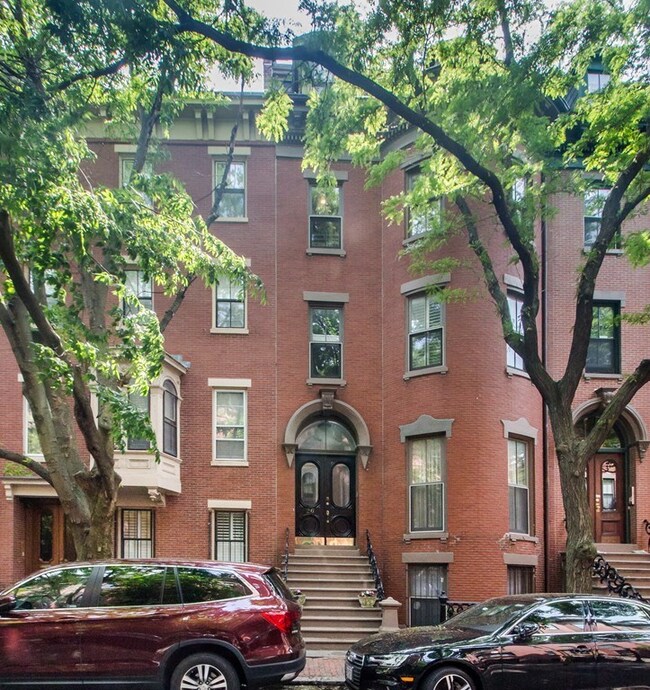 26 Upton St unit 3, Boston, MA 02118 - photo 2