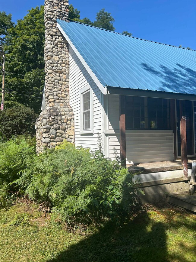 39 W Main St, Bradford, NH 03221 - photo 4