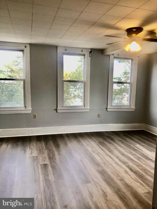 430 Poplar St unit B, Delanco, NJ 08075 - photo 5