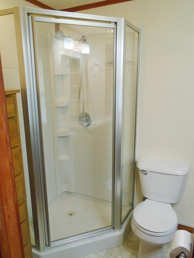 Bathroom/shower