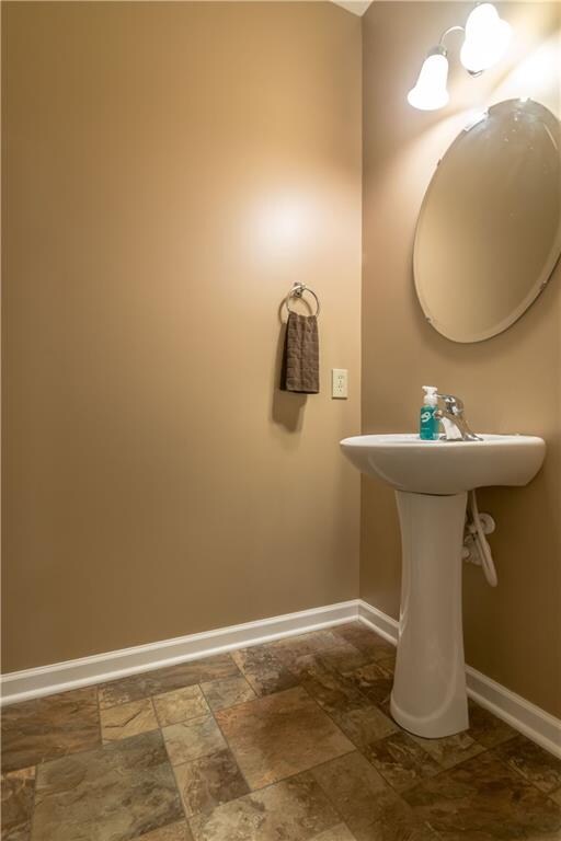 2624 Ashton Ln, Greenwood, IN 46143 - photo 7