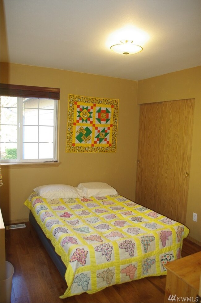 2336 Steamboat Loop E, Port Orchard, WA 98366 - photo 6