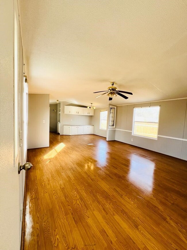 35226 Free Ln, Pinehurst, TX 77362 - photo 4