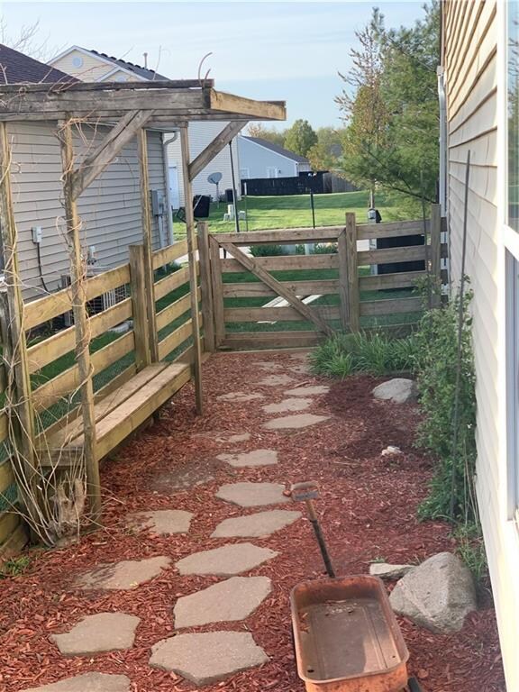 404 Warrior Ct, Sheridan, IN 46069 - photo 6