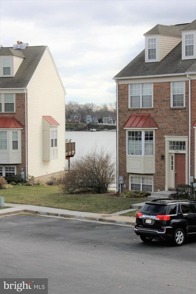 1314 Waterway Ct, Stoney Beach, MD 21226 - photo 3