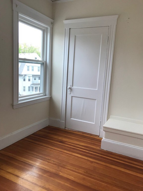 21 Walter St unit 3, Roslindale, MA 02131 - photo 4