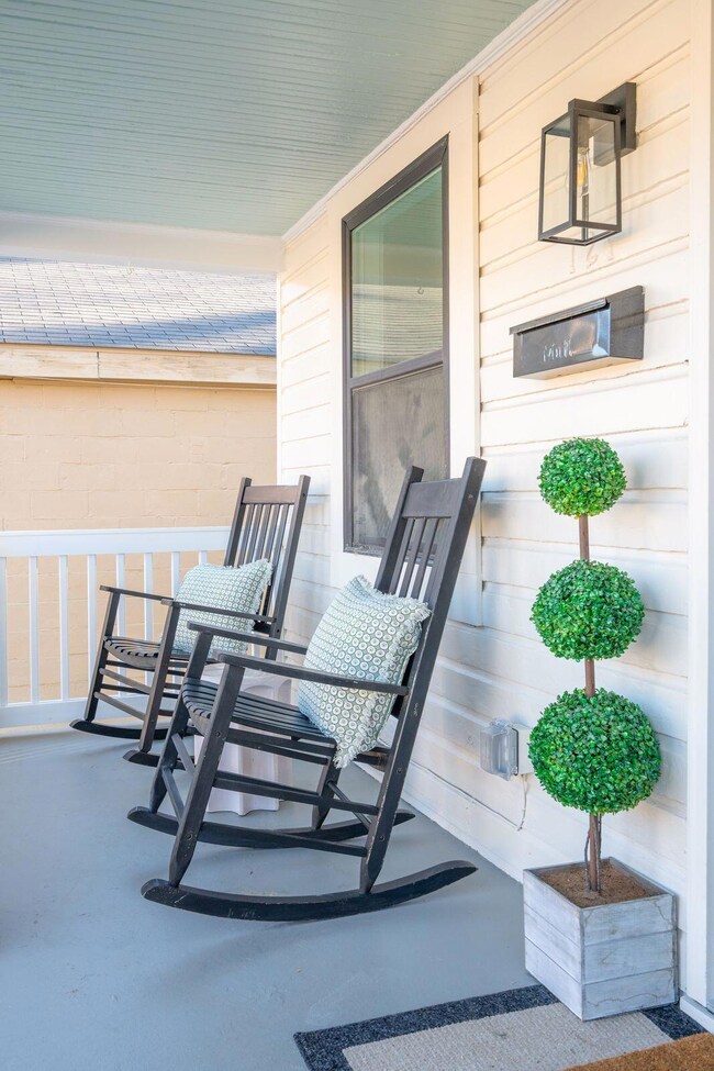 mls_121RomneySt-KeenEyeMarketing-005