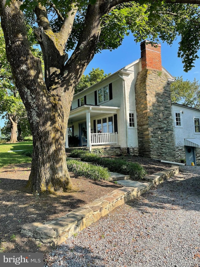 18373 Lickey Mill Rd, Purcellville, VA 20132 - photo 5