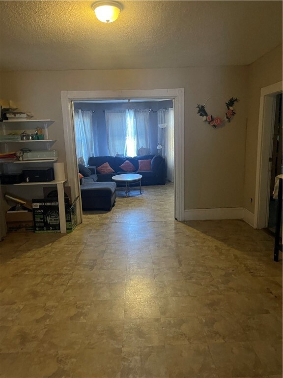 993 Social St, Woonsocket, RI 02895 - photo 6