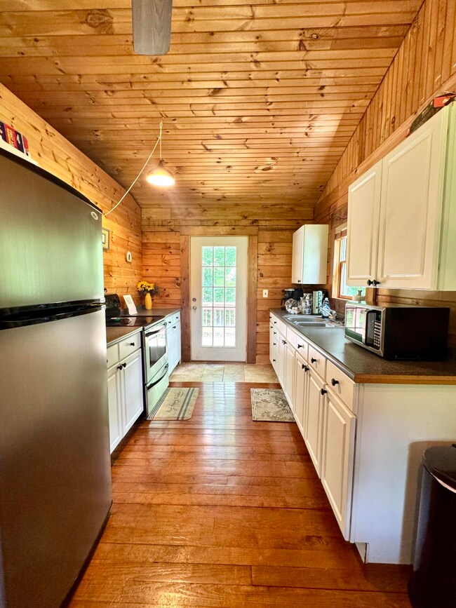 264 Persinger Rd unit 264, Canvas, WV 26662 - photo 5