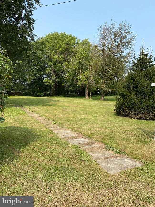 6484 Rock Hall Rd, Rock Hall, MD 21661 - photo 3