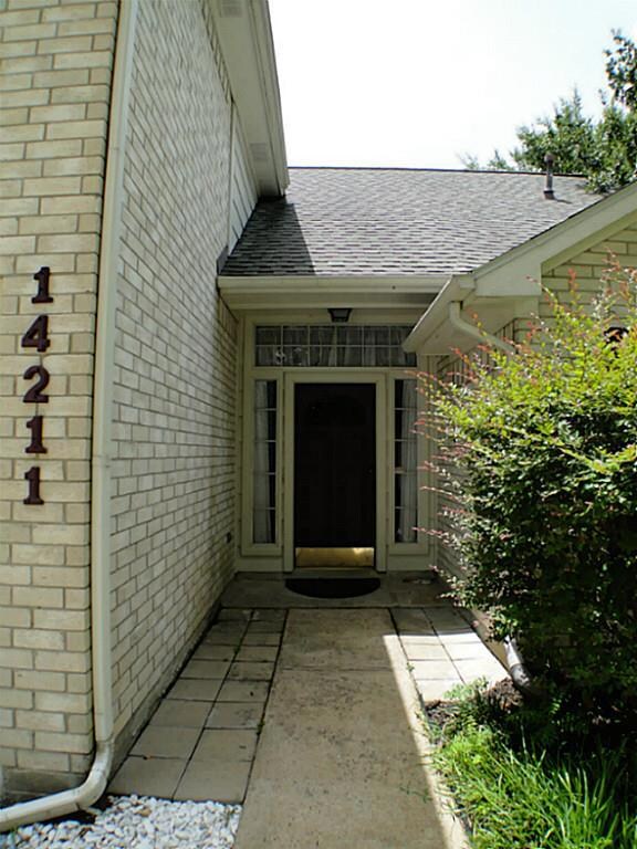 14211 Cypress Crest Dr, Cypress, TX 77429 - photo 4