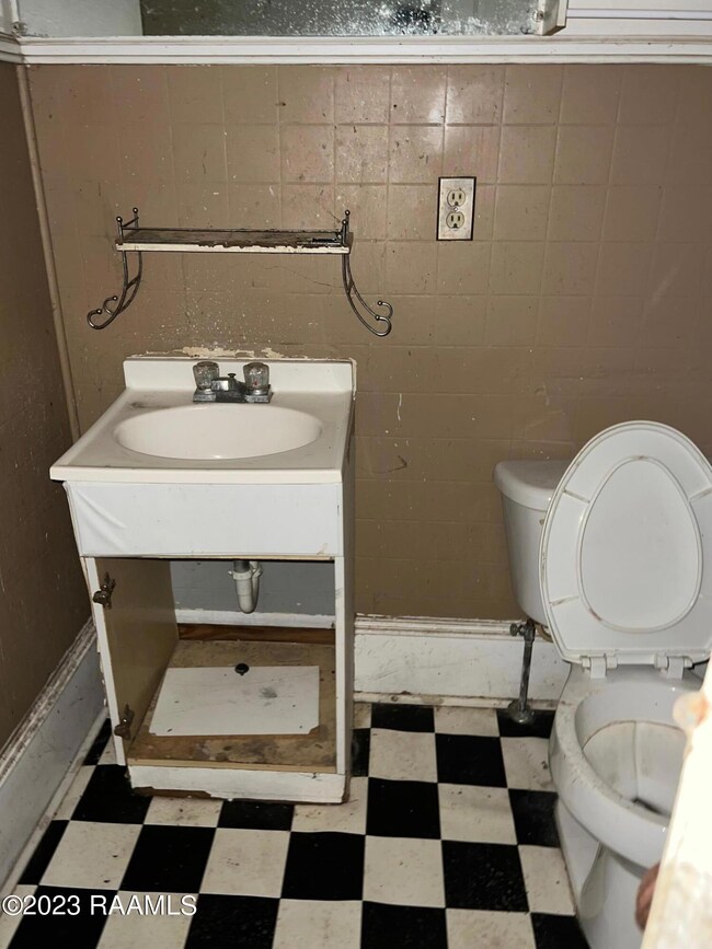 706 Lanza Ln, New Iberia, LA 70560 - photo 4