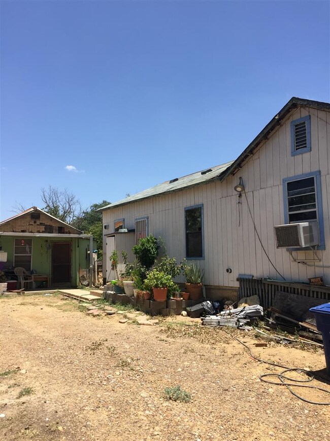 406 Okane St, Laredo, TX 78040 - photo 6