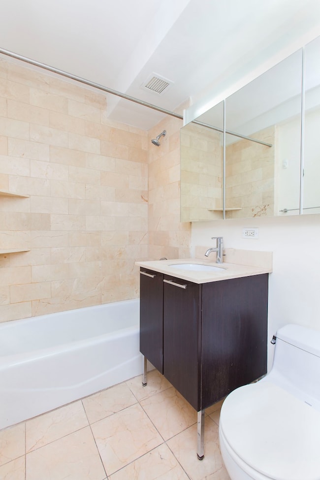 636 E 11th St unit 3G, New York, NY 10009 - photo 4