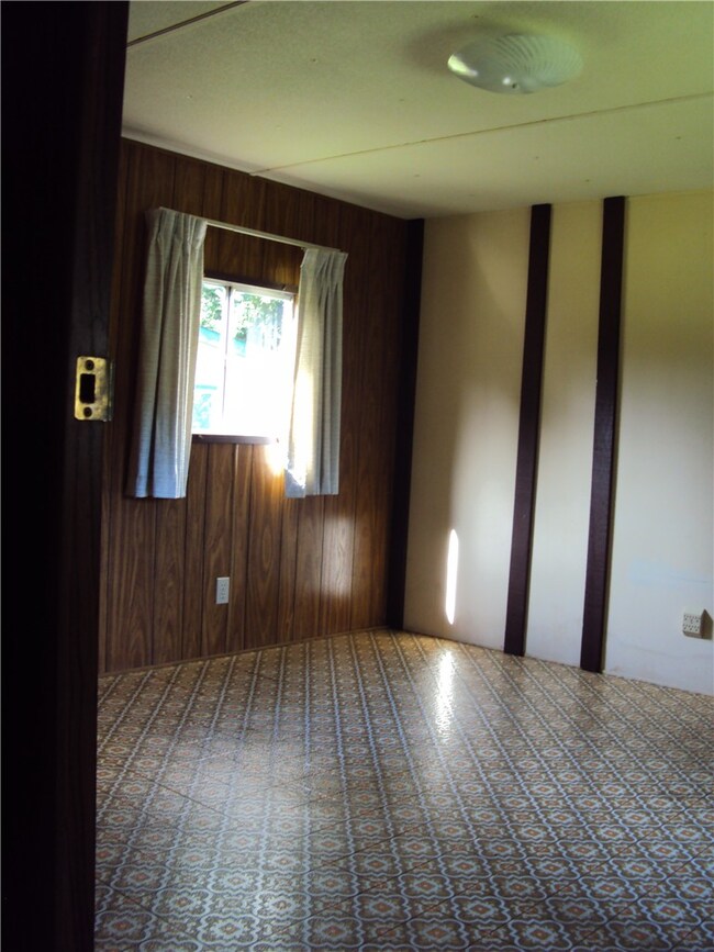 18503 Marine Dr, Stanwood, WA 98292 - photo 5