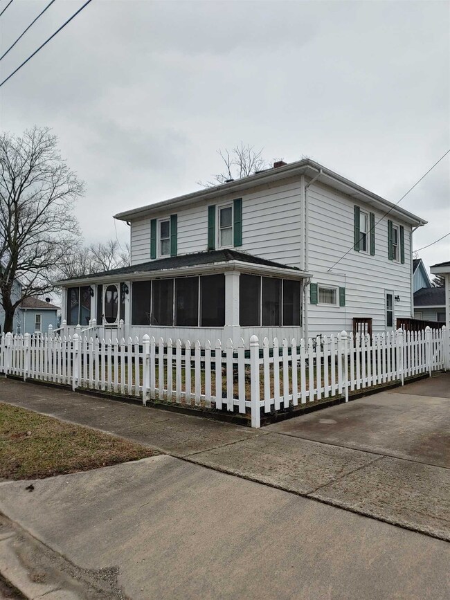 117 Winfield St, Culver, IN 46511 - photo 2