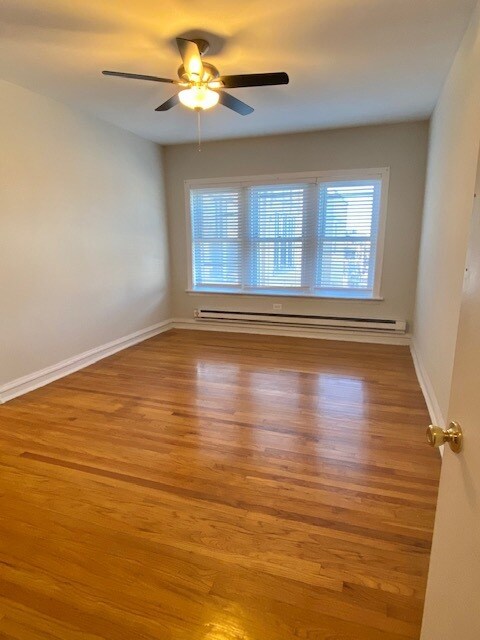 3917 N Southport Ave unit 3E, Chicago, IL 60613 - photo 2