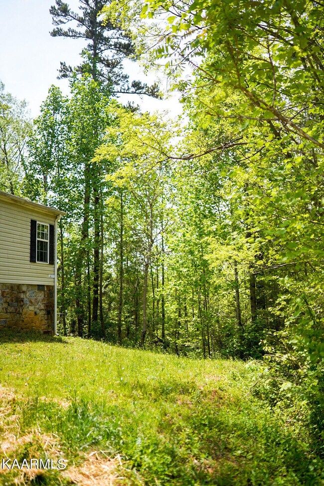 8414 Rolling Woods Way