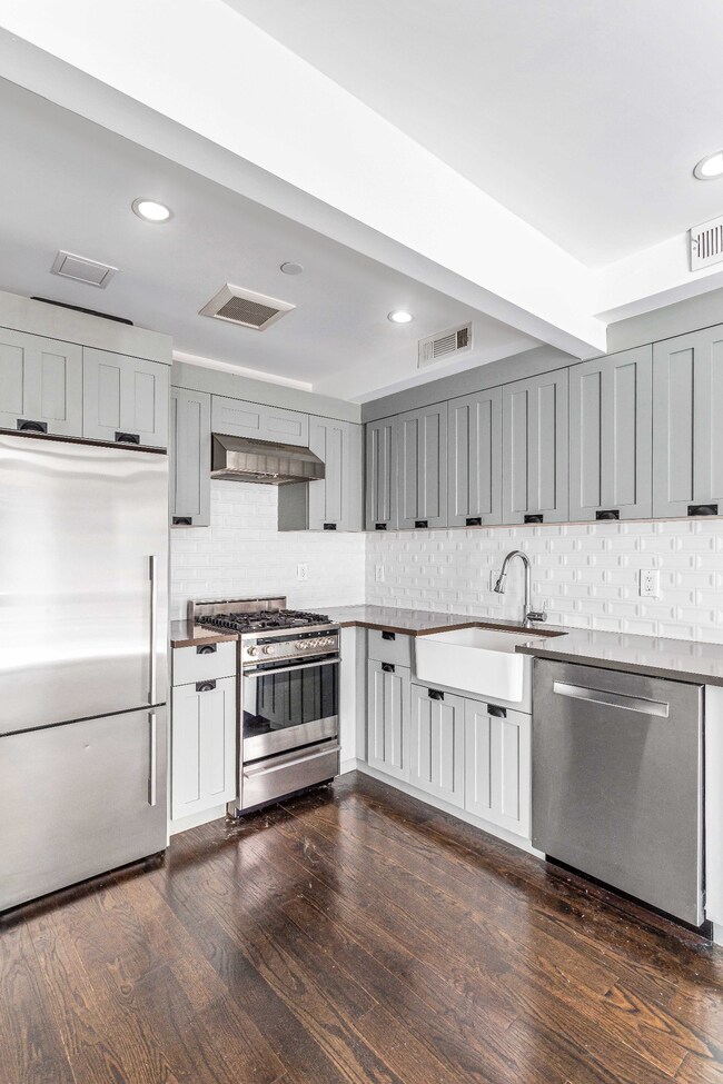 unlisted-address, Brooklyn, NY 11207 - photo 4