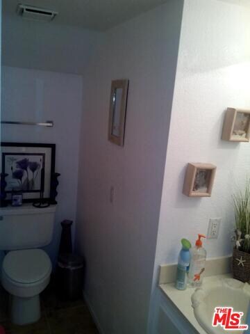 1st Floor Bath