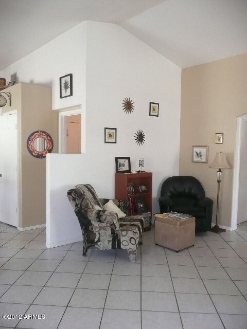 Family room 1