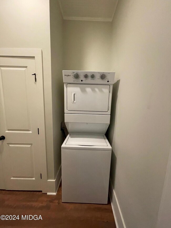 1249 Ross St unit B, Macon, GA 31201 - photo 5