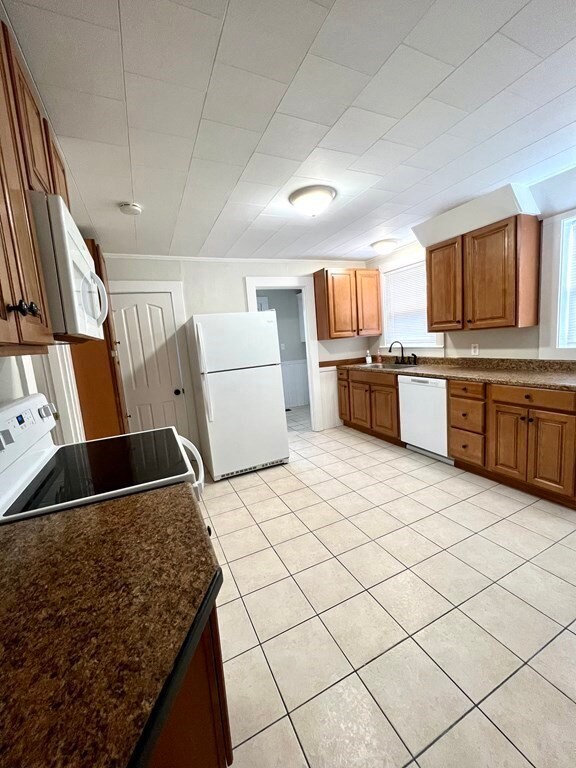 90 Water St unit 90, Milford, MA 01757 - photo 5