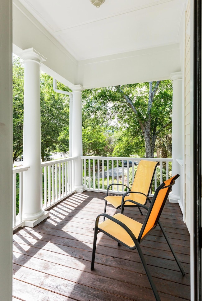 Full front porch