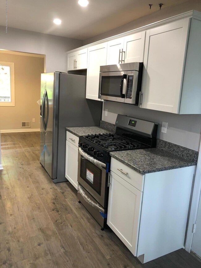 7 Flamingo Dr unit 1000, Howell, NJ 07731 - photo 5