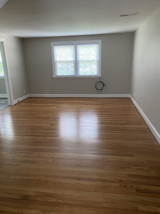 910 W 7th St unit B, Columbia, TN 38401 - photo 7