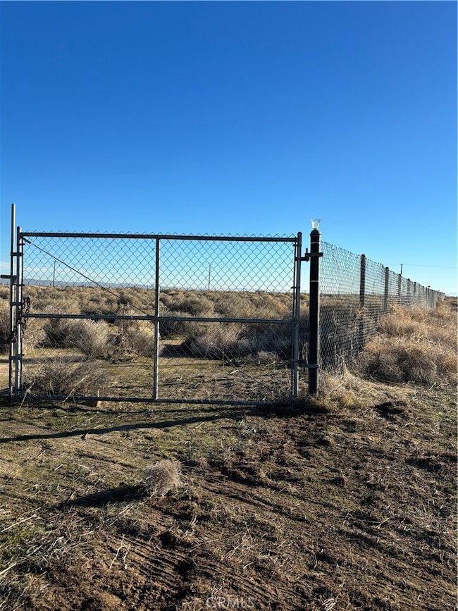 53 Vac Vic, Lancaster, CA 93536 - photo 3