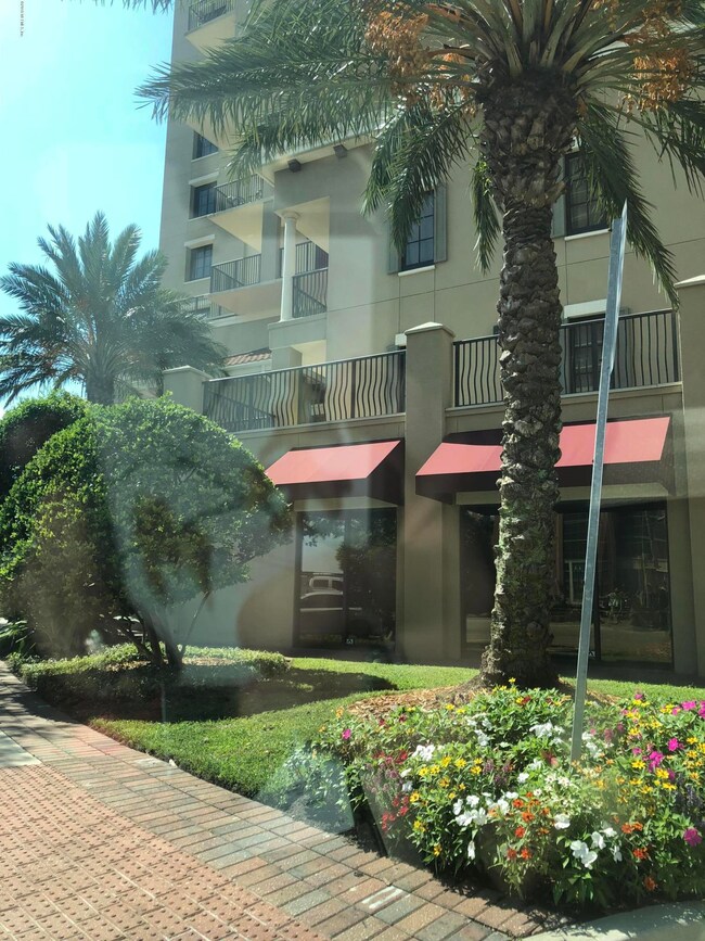 Riverplace-39