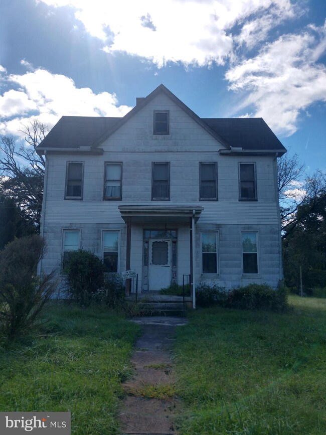 8019 Windsor Mill Rd, Windsor Mill, MD 21244 - photo 7