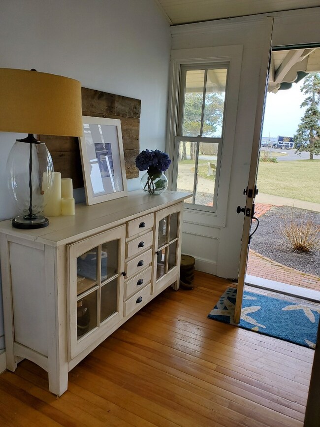 61 Ocean Ave unit A, Oak Bluffs, MA 02557 - photo 4