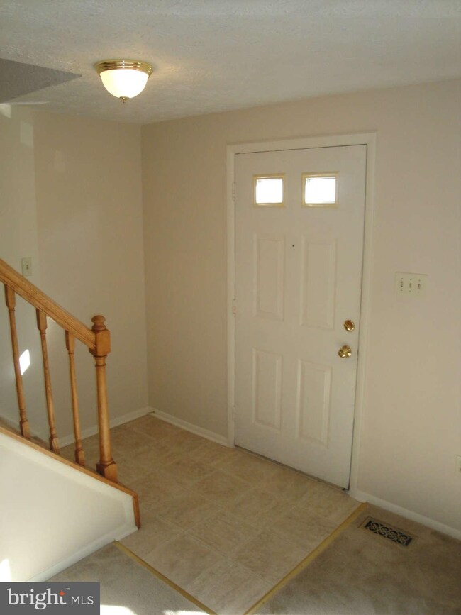 12508 Spring Harbor Place, Germantown, MD 20874 - photo 5
