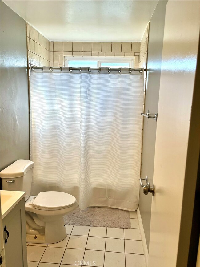 640 N 3rd Ave unit C, Upland, CA 91786 - photo 3