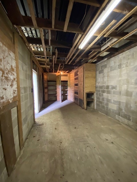 Additional Storage Room w/ closets & shelves in Lo