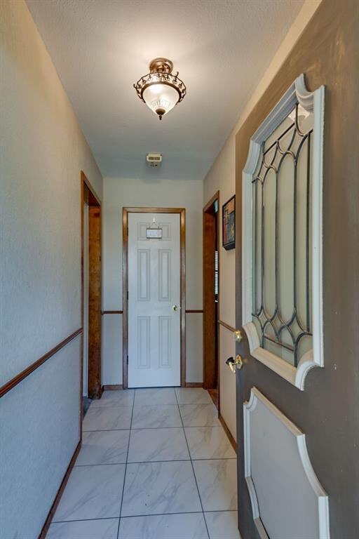 1102 Kay Dr, Weatherford, TX 76086 - photo 4