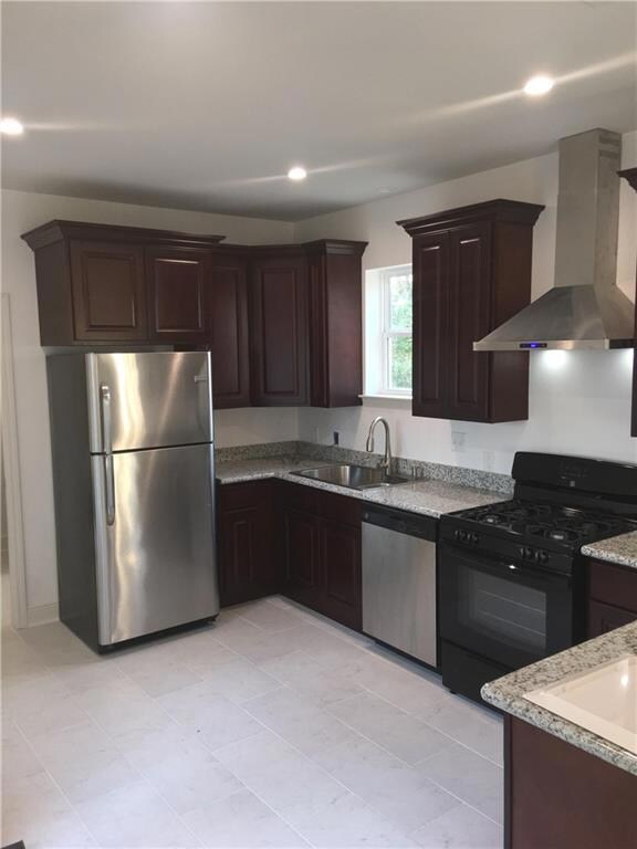 5820 Suzanne Place unit 2, Metairie, LA 70003 - photo 3